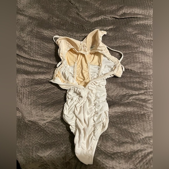 Elizabeth Stewart Vintage Swimsuit (P-3) - Picture 4 of 4